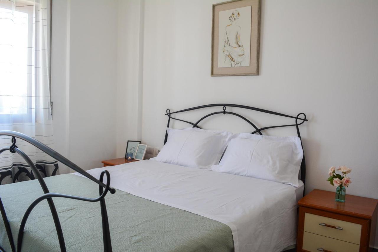 Moraceae Lovely Apartment ティラナ エクステリア 写真